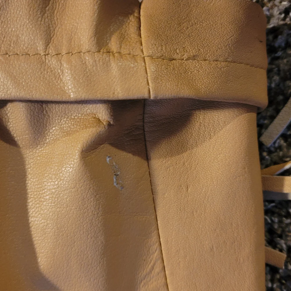 Fringed Leather Jacket with Beaded Design - Picture 3 of 12